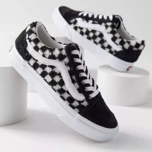 Vans Old Skool unisex Sherpa Checkerboard sneakers Womens Size 9 Mens size 7.5 - Picture 2 of 7